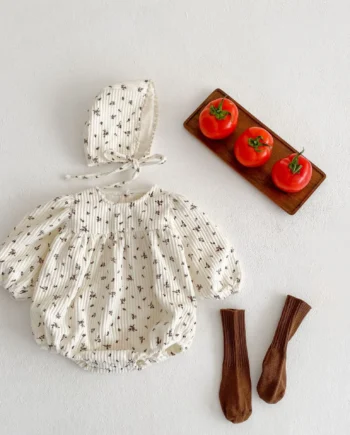 Autumn new 0-3 year old baby clothing, fashionable baby girl corduroy bubble long sleeved jumpsuit+hat