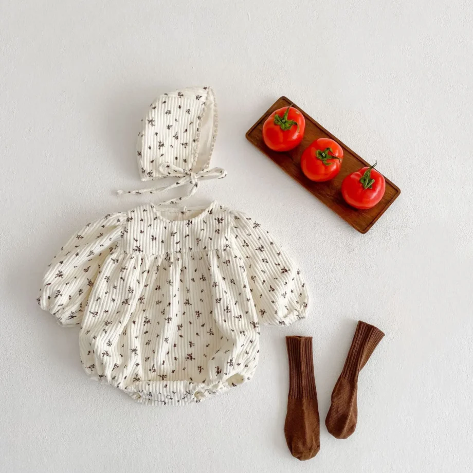 Autumn new 0-3 year old baby clothing, fashionable baby girl corduroy bubble long sleeved jumpsuit+hat